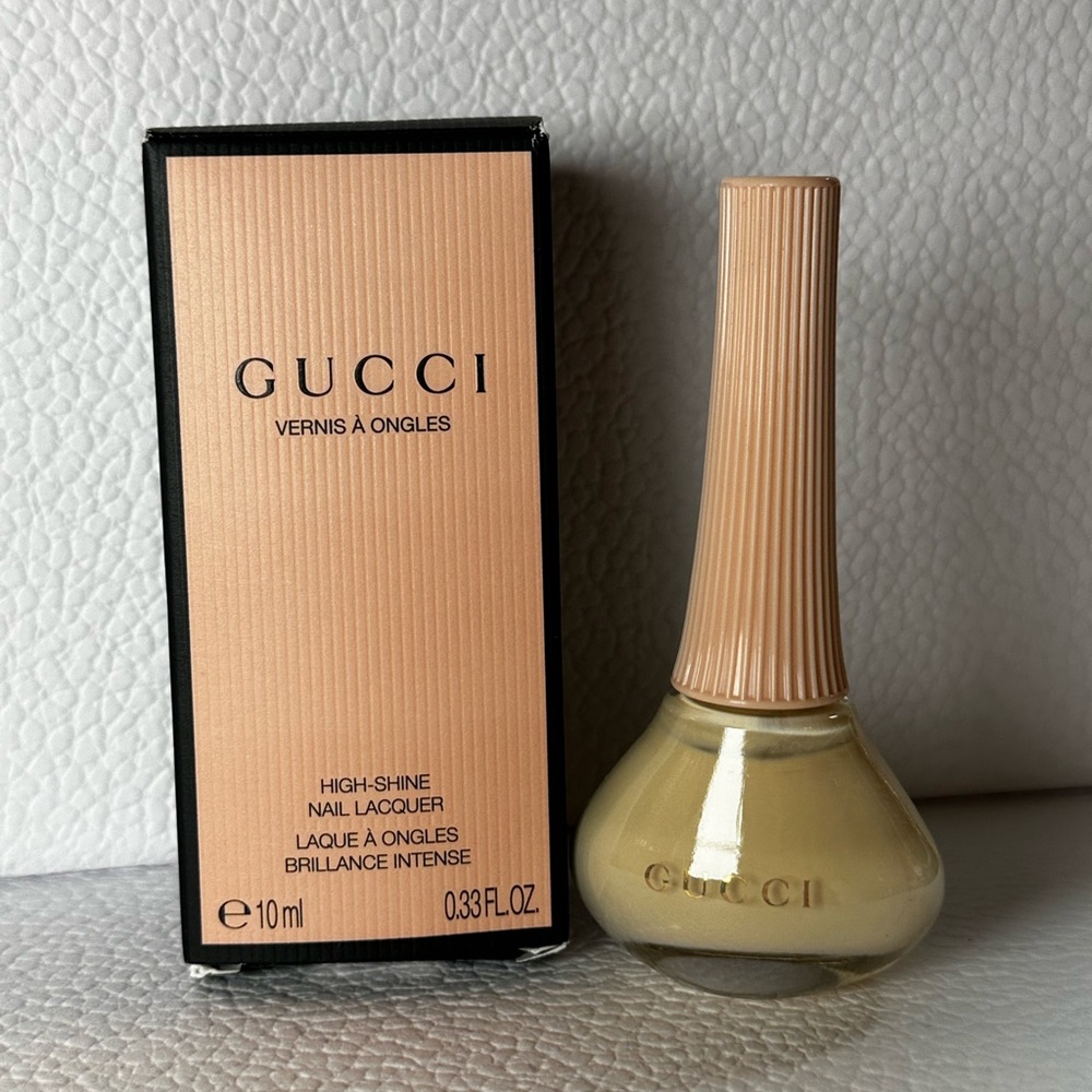 🆕 GUCCI High-Shine Nail Lacquer in 218 Cecelia Ivory NIB